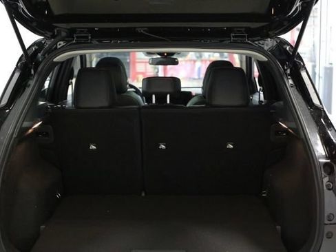 New 2026 Nissan Kicks SR w/ Interior Electronics Package AWD/4WD image 21
