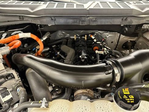 Certified 2024 Ford F150 XLT w/ Mobile Office Package image 38