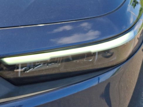 Used 2024 Honda Accord EX image 9