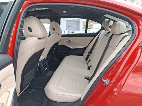 Used 2020 BMW 330i xDrive Sedan w/ Convenience Package image 10