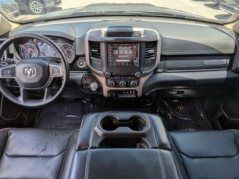 Used 2019 RAM 1500 Laramie w/ Off Road Group AWD/4WD image 15