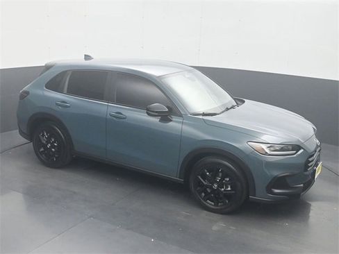 Used 2023 Honda HR-V Sport image 19