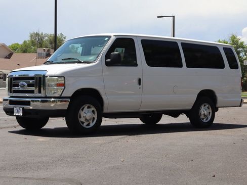 Used 2012 Ford E-350 and Econoline 350 XLT RWD image 11