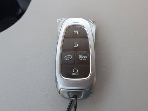 Used 2025 Hyundai Palisade Limited FWD image 29