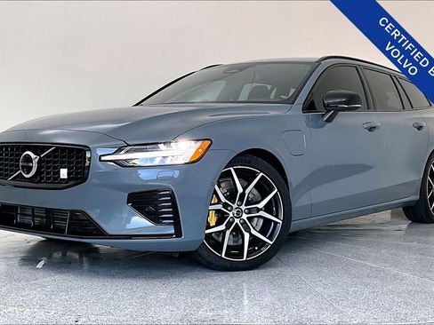 Used 2024 Volvo V60 T8 Polestar image 15