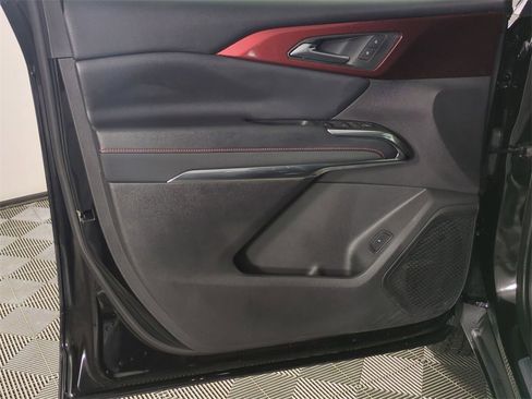 Certified 2025 Chevrolet Traverse Z71 w/ Driver Confidence Package image 23