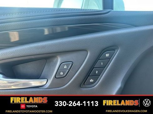 Used 2019 Buick Envision Premium w/ Driver Confidence Package image 22