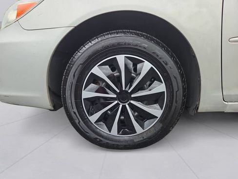 Used 2003 Toyota Camry XLE FWD image 9