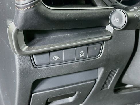 Used 2024 MAZDA MAZDA3 s FWD image 17