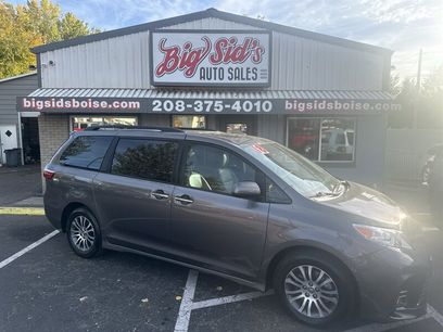 Used 2018 Toyota Sienna XLE Premium