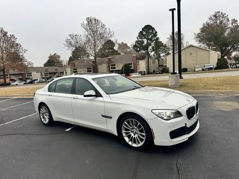 Used 2015 BMW 740Li xDrive image 4