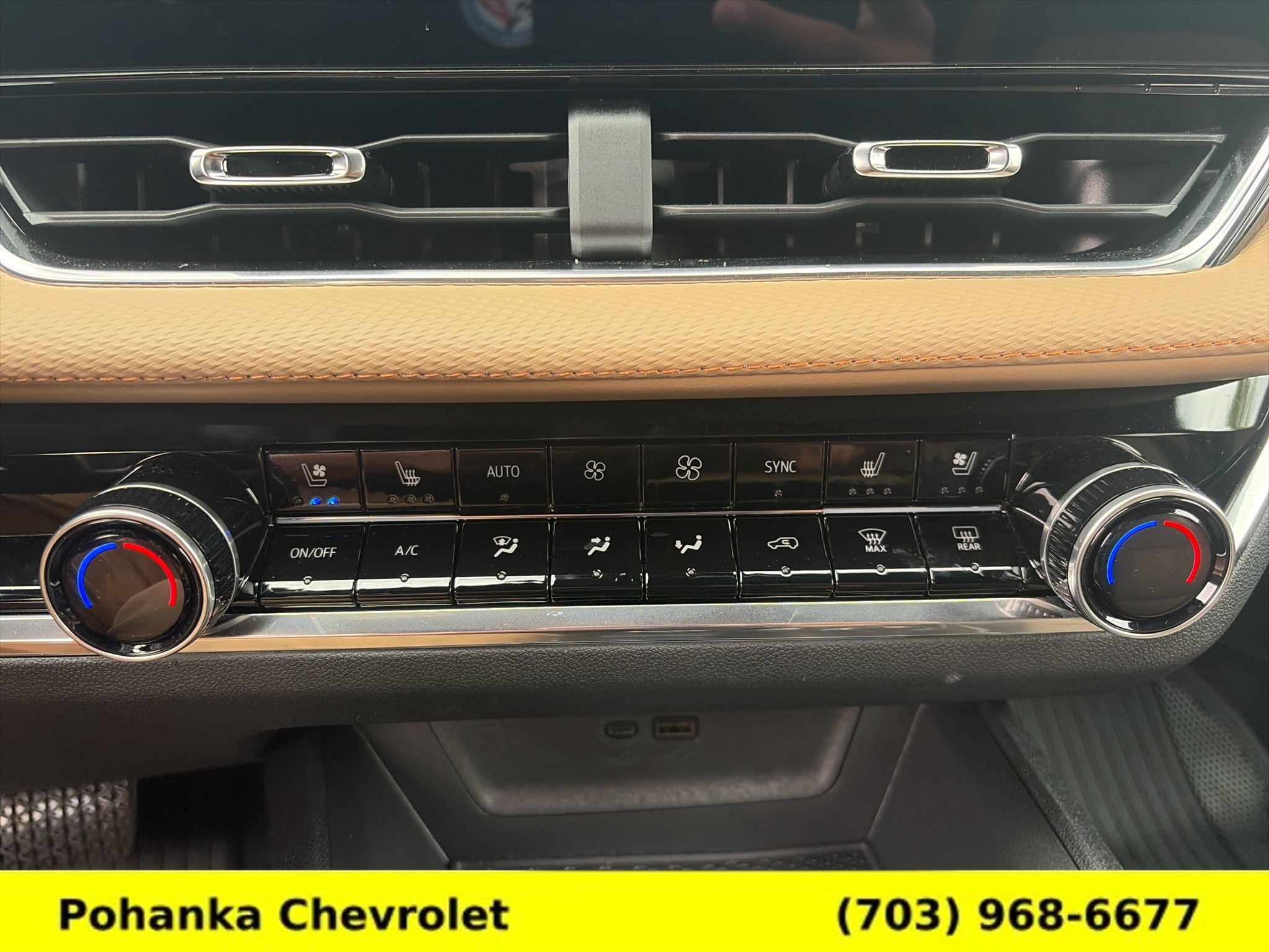 Certified 2026 Chevrolet Equinox ACTIV w/ Convenience Package III AWD/4WD image 17