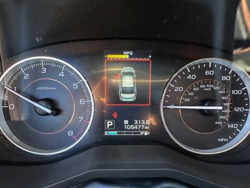 Used 2019 Subaru Crosstrek 2.0i Limited w/ Moonroof Package w/Navigation AWD/4WD image 17