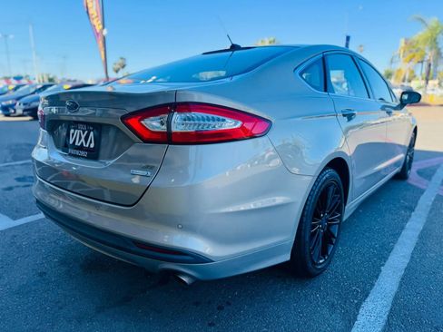 Used 2015 Ford Fusion SE w/ Equipment Group 202A FWD image 5
