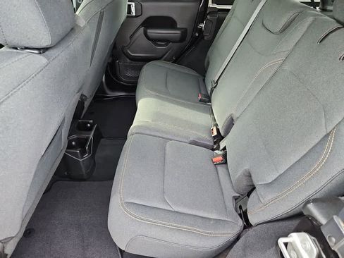 Used 2024 Jeep Wrangler Sport S image 20