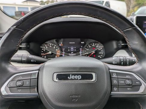 Used 2022 Jeep Compass Limited image 29