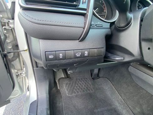 Used 2023 Toyota Camry LE FWD image 11