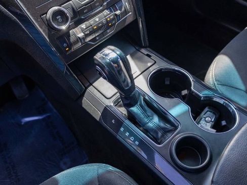 Used 2018 Ford Explorer XLT w/ Equipment Group 201A image 30