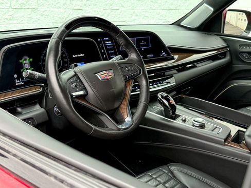Certified 2023 Cadillac Escalade Sport Platinum image 12