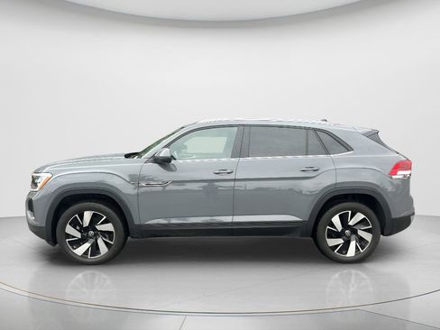 Used 2026 Volkswagen Atlas Cross Sport SE FWD image 8
