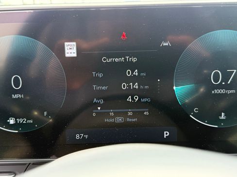 Used 2025 Hyundai Kona SEL FWD image 6