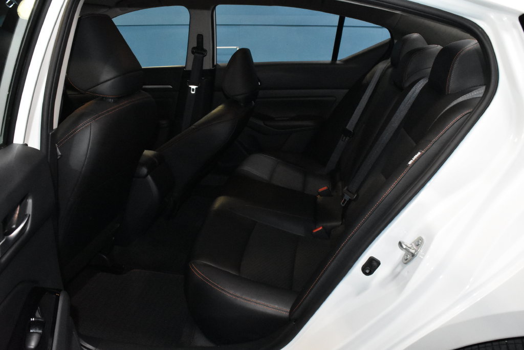 Certified 2025 Nissan Altima 2.5 SR AWD/4WD image 17