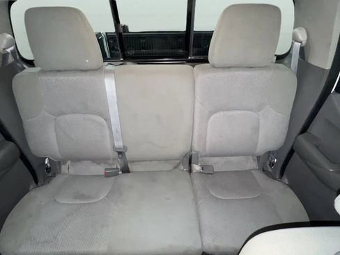 Used 2018 Nissan Frontier SV AWD/4WD image 18