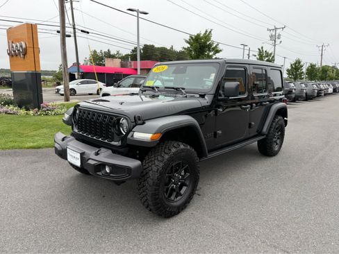 Used 2026 Jeep Wrangler Unlimited Sport AWD/4WD image 7