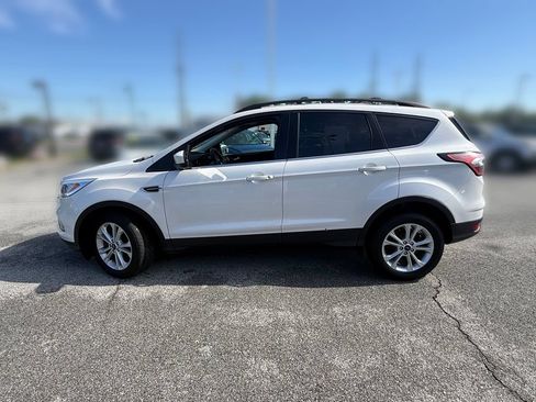 Used 2018 Ford Escape SEL w/ Ford Safe & Smart Package AWD/4WD image 4