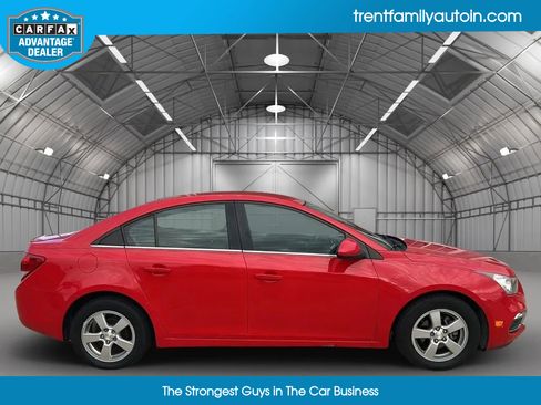 Used 2016 Chevrolet Cruze LT image 15