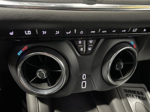 Used 2023 Chevrolet Blazer LT w/ Convenience Package AWD/4WD image 15