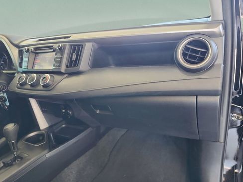 Used 2017 Toyota RAV4 LE image 20