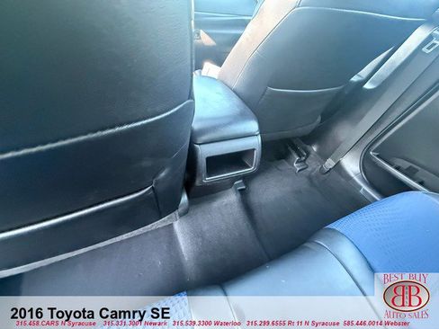 Used 2016 Toyota Camry SE FWD image 11