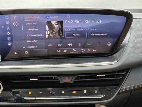 Used 2024 Buick Envision Preferred AWD/4WD image 11