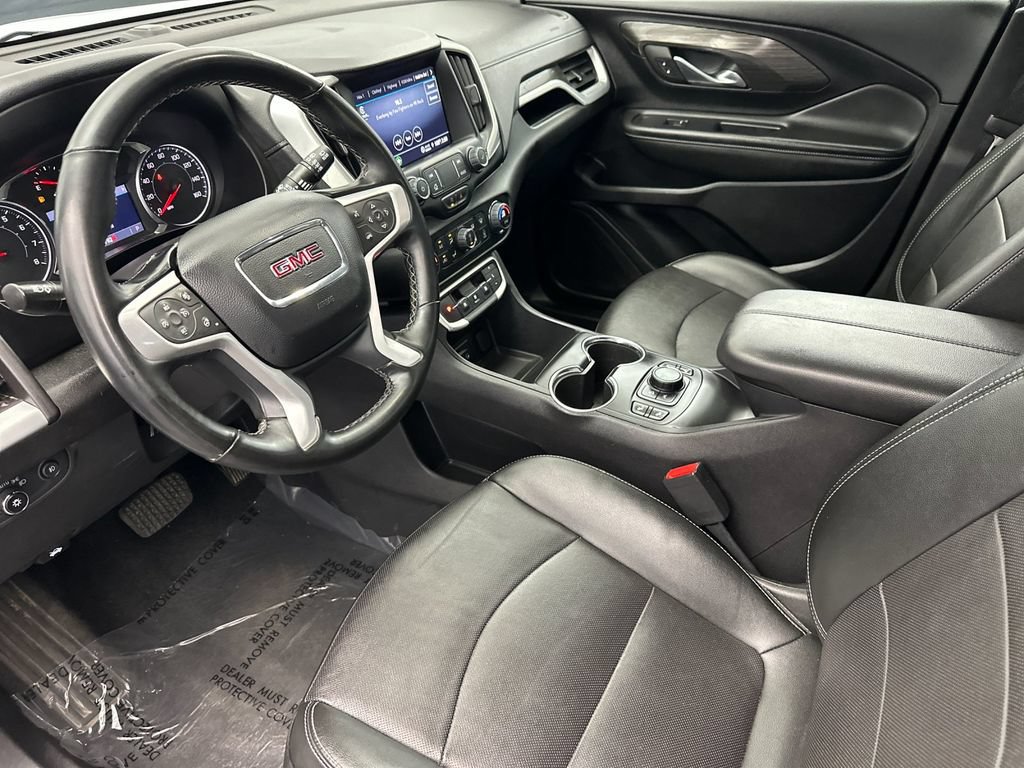 Used 2024 GMC Terrain SLT AWD/4WD image 9