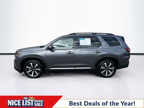 Certified 2025 Honda Pilot Touring image 4