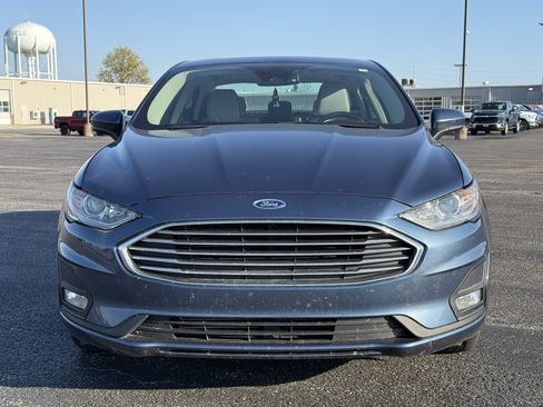 Used 2019 Ford Fusion SE w/ Equipment Group 151A AWD/4WD image 8