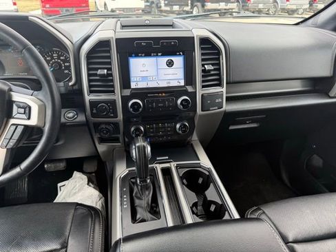 Used 2018 Ford F150 Lariat image 15