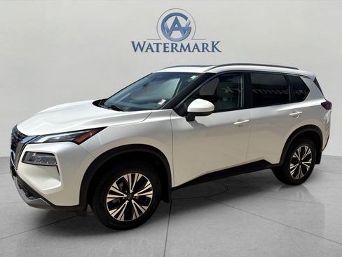 Used 2023 Nissan Rogue SV w/ SV Premium B Package FWD image 1