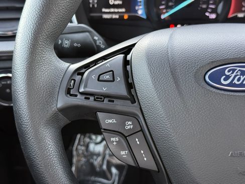 Used 2019 Ford Fusion SE FWD image 24