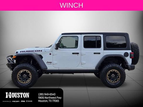 Used 2022 Jeep Wrangler Unlimited Rubicon w/ LED Lighting Group AWD/4WD image 8