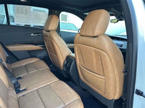 Certified 2022 Cadillac XT4 Premium Luxury w/ Enhanced Visibility Package image 53