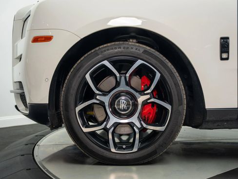 Used 2019 Rolls-Royce Cullinan AWD/4WD image 5