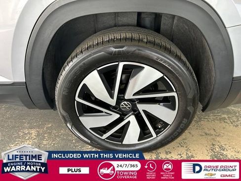 Used 2025 Volkswagen Atlas SE AWD/4WD image 7