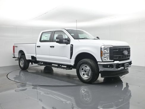 New 2026 Ford F350 XL w/ FX4 Off-Road Package AWD/4WD image 24