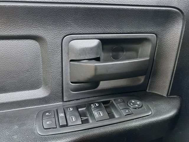 Used 2018 RAM 1500 Express w/ Express Value Package AWD/4WD image 13