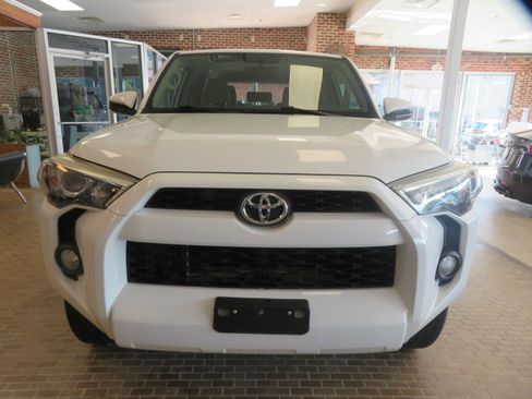Used 2016 Toyota 4Runner SR5 RWD image 58