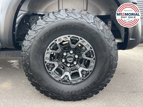 Used 2025 Ford F150 Raptor w/ Equipment Group 803A Raptor R AWD/4WD image 38
