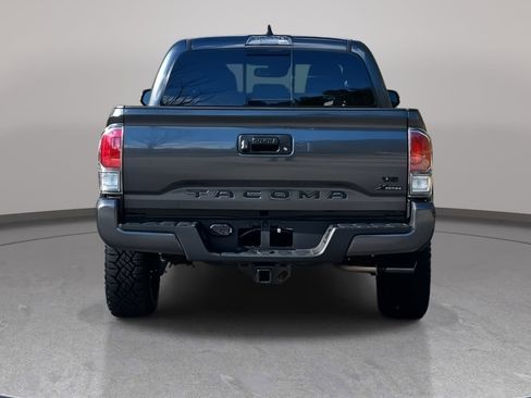 Used 2022 Toyota Tacoma TRD Sport image 6