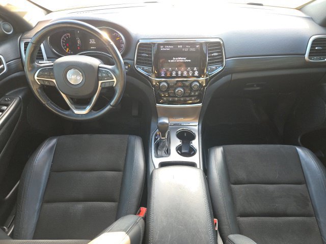 Used 2020 Jeep Grand Cherokee Altitude AWD/4WD image 11